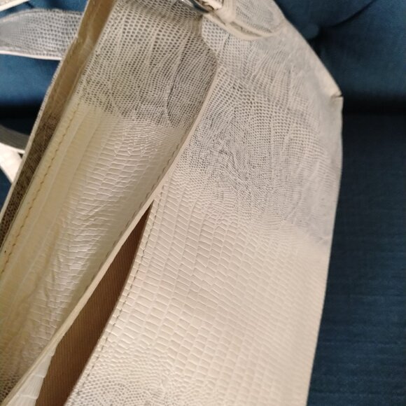 Italian Reptile Print Leather Purse - Picture 4 of 13